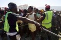 New death in Haiti protest as cholera fears spread