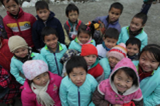 DTiNews helps provide warm clothes for poor children