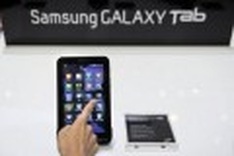 Samsung aims to sell 1 mln Galaxy Tabs by year's end
