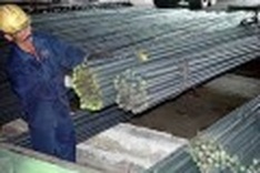 Country faces steel glut as new plants go online