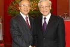 Top leaders receive Chinese State Councillor