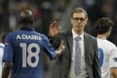 France survive tense night to reach Euro 2012