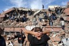 Up to 1,000 feared dead in Turkey quake