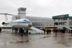 44 killed as Russian plane crashes on highway