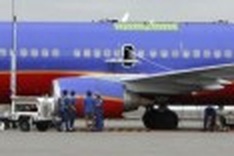 FAA urges checkups on U.S. aircraft in Vietnam