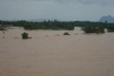 Deadly flood ravages central Vietnam
