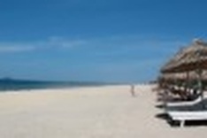 National Day brings sudden boom to travel industry