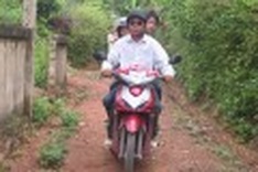 Blind man driving a shocking sight