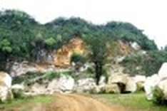 Mining cripples scenery of Nghe An