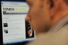Newspapers look for ways to profit in Internet age