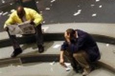 US debt tops 13 trillion dollars for first time