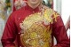 Vietnamese model wins Mr. Manhunt Popularity