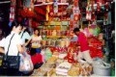 Customers snub city's traditional markets