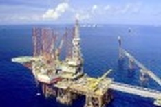 PetroVietnam vows to continue operations in East Sea
