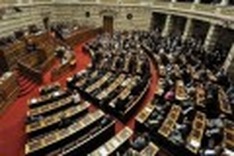 Greek PM survives confidence vote in parliament