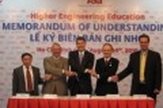 US helps Vietnam in technical tertiary training