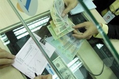 Banks cut deposit rates as liquidity improves