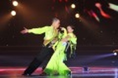 Dance sport couple top Stylish Dance Steps competition