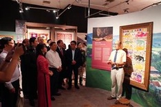 Exhibition showcases 190 precious quilts of the Tai in Nghe An