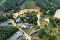 Hundreds of households in Yen Bai isolated due to flooding