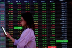 Middle East conflict jolts Vietnam stocks