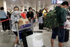 Airlines may have to refund tickets for flights delayed by three hours