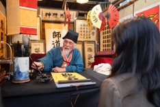 Temple of Literature draws crowds seeking Tet calligraphy