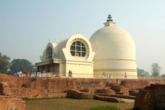 Vietnamese tourists spend more on spiritual tours