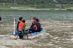Three dead, one missing after boat capsizes in central Vietnam