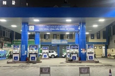 Hanoi petrol station runs dry as suppliers report no stock