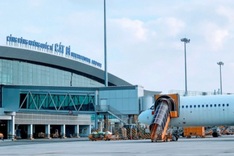 Kite forces four flights to divert from Cat Bi Airport