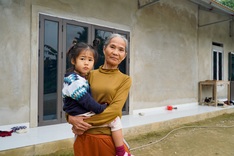 Poor family in Lao Cai receives donor-funded new home