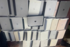 Vietnam customs seize suspected smuggled iPhones and laptops