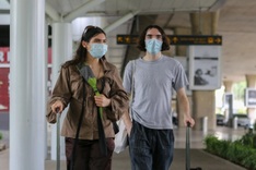 Tan Son Nhat Airport issues Ebola warning for arrivals