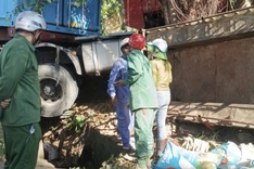 Three killed, two injured in truck and farm vehicle collision in Lam Dong