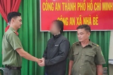 Ho Chi Minh City police rescue South Korean man after bridge jump