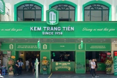 Hanoi's iconic Trang Tien ice cream shop to close after 70 years