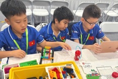 HCM City students win world robotics championship