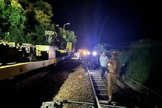 Cargo train derails in Danang