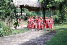 Tuyen Quang preserves traditional costume of Pa Then ethnic minority group