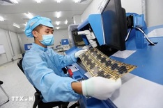 Vietnam sees opportunities in electronics support industries