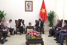 Vietnam desires stronger partnership with World Bank