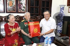 Hanoi to spend VND567 billion on Tet gifts to policy beneficiaries