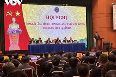 State budget revenue exceeds VND2 quadrillion for the first time