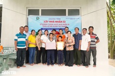 Disadvantaged Tra Vinh family welcomes new house