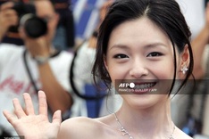 Taiwan's 'Meteor Garden' star Barbie Hsu dies at 48