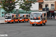 HCM City electric sightseeing vehicles face suspension due to new decree