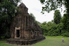 Thailand protests over Cambodian women singing at border temple