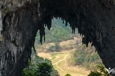 Cao Bang mountain captivates visitors