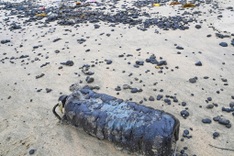 Oil slick found on Hue beach